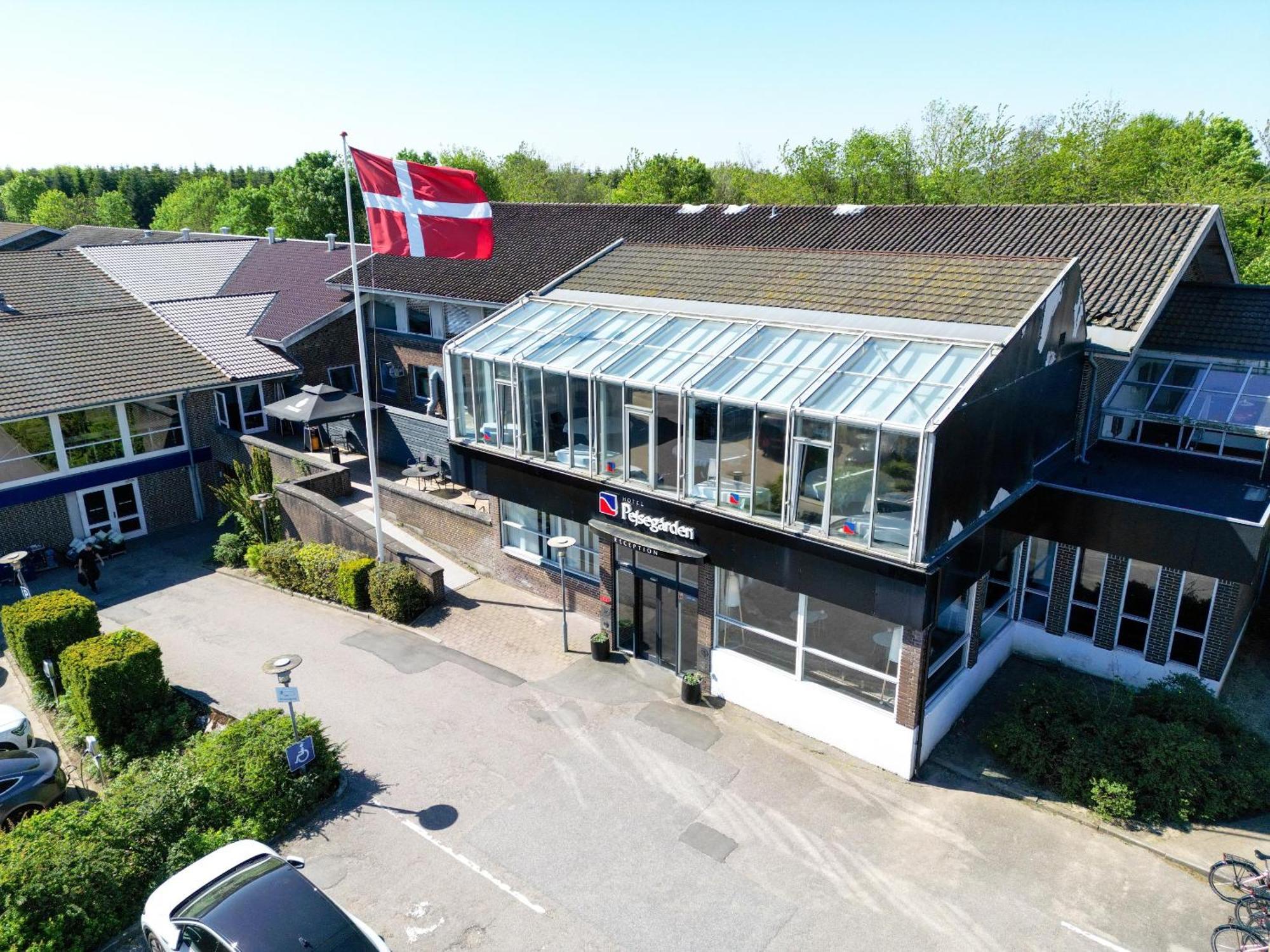 Hotel Pejsegaarden Brædstrup Extérieur photo