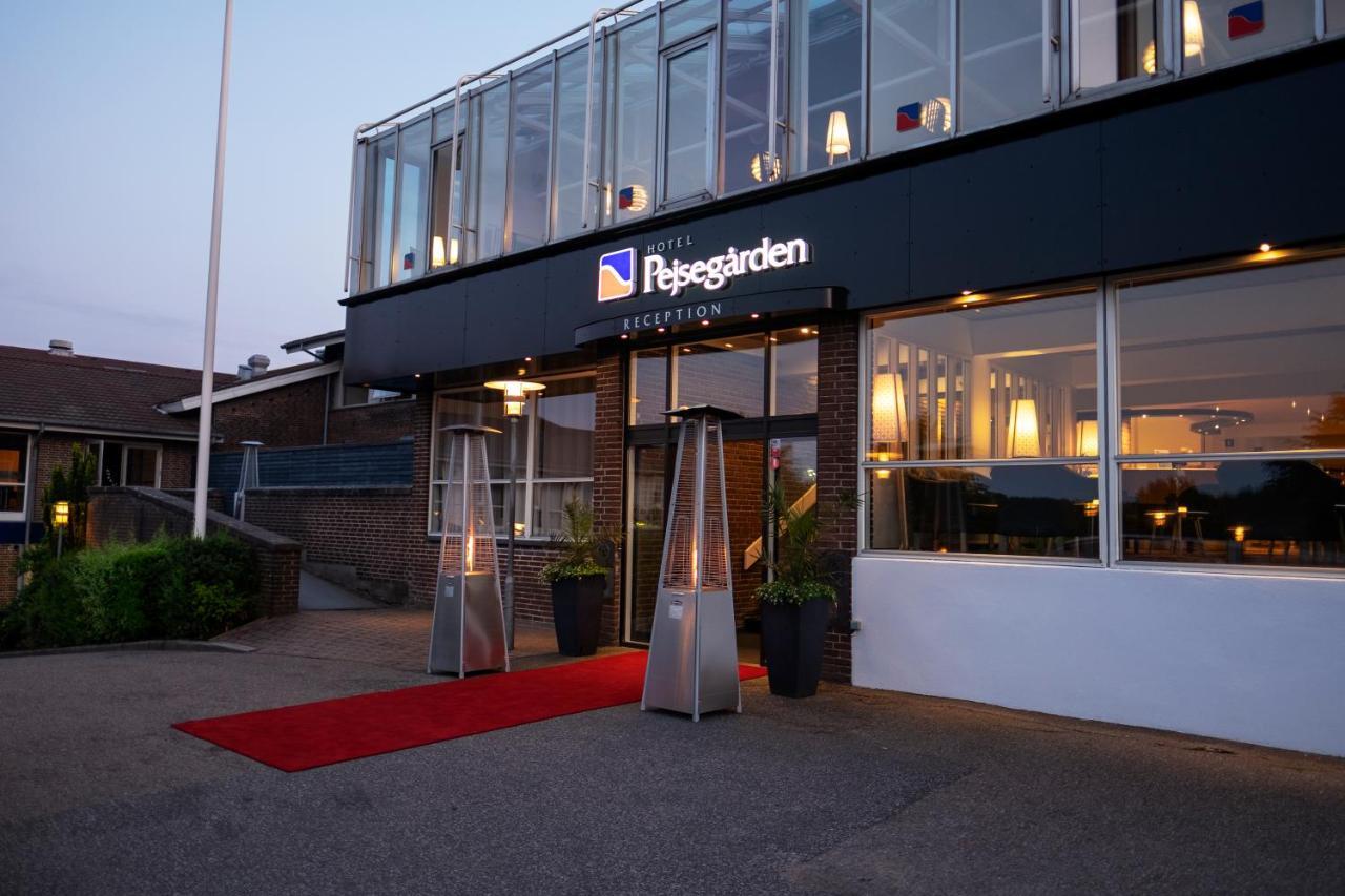 Hotel Pejsegaarden Brædstrup Extérieur photo